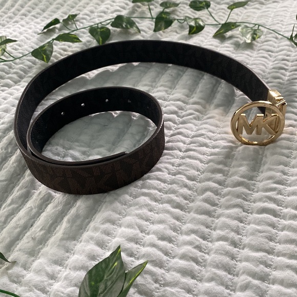 MICHAEL Michael Kors Accessories - Reversible Brown or Black Michael Kors Belt